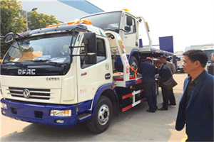 太和汽车道路救援拖车价格